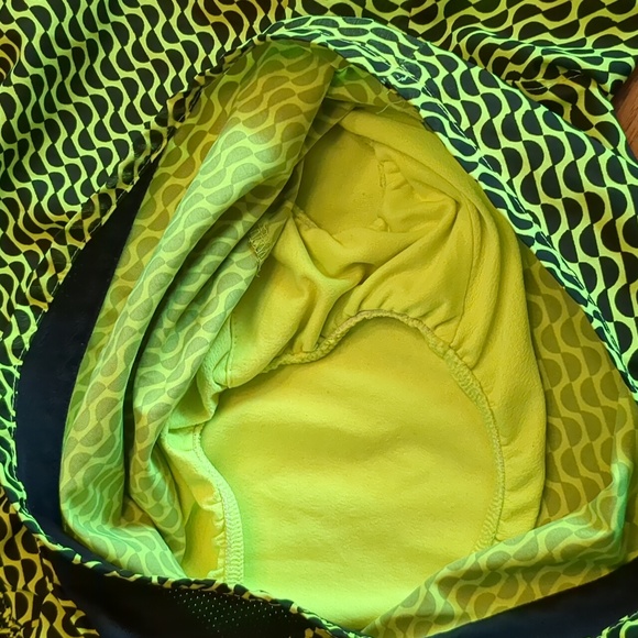 Nike dri-fit running shorts - Picture 3 of 4